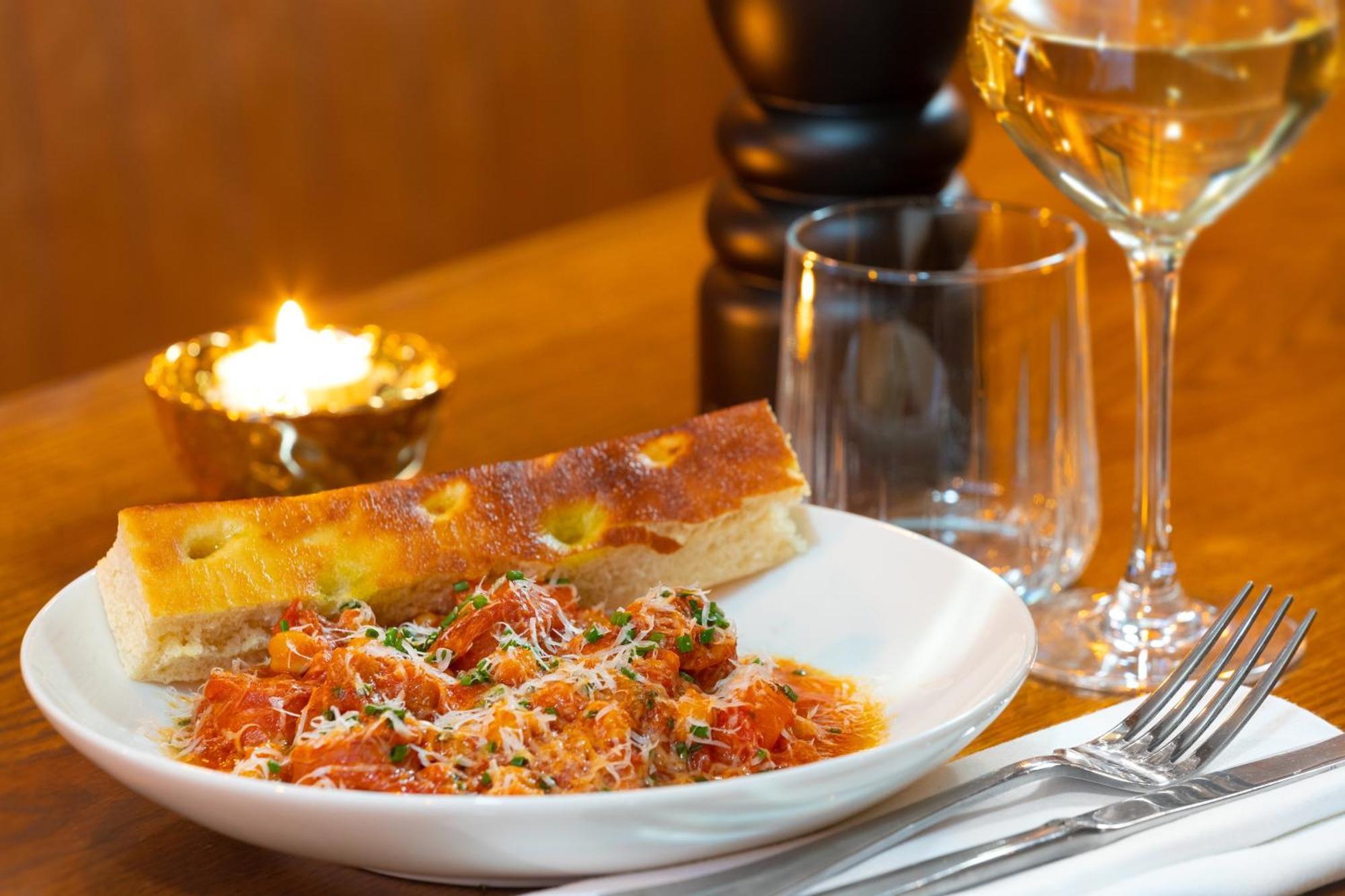 Mcgettigan'S Townhouse - Olives & Figs Bistro — Fotos 1